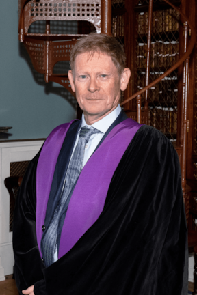 Dr Eoghan Mooney Profile Dr Eoghan Mooney, RCPI Dun's Librarian